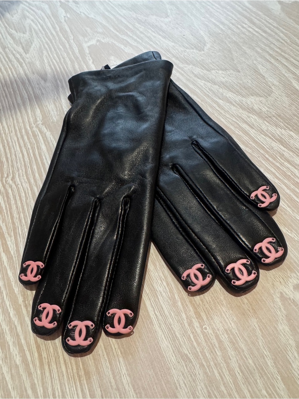 CHANEL Black Leather Gloves with Pink CC Accents